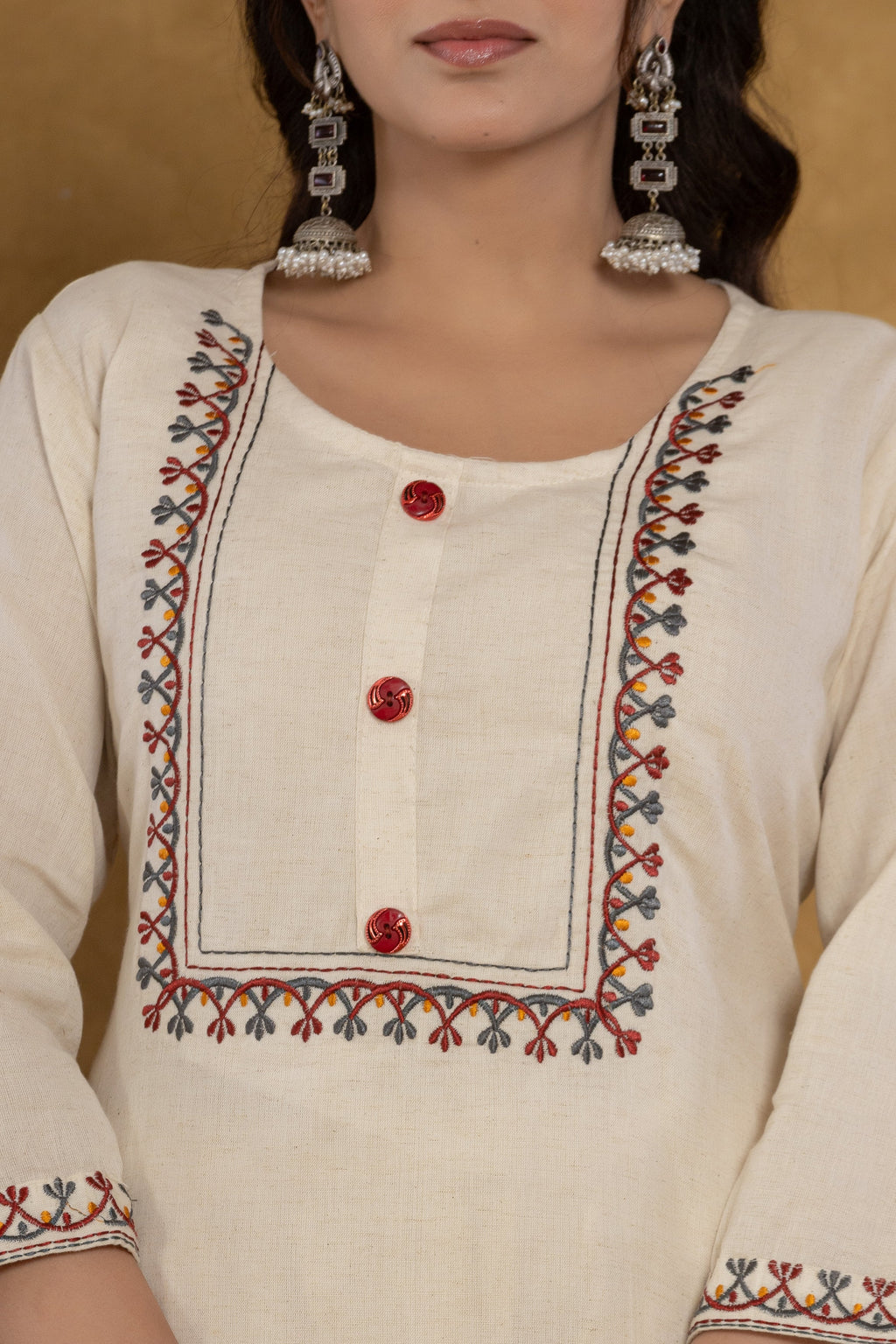 Off-White Cotton Kurti Set with Floral Embroidery And Dora Silk Dupatta
