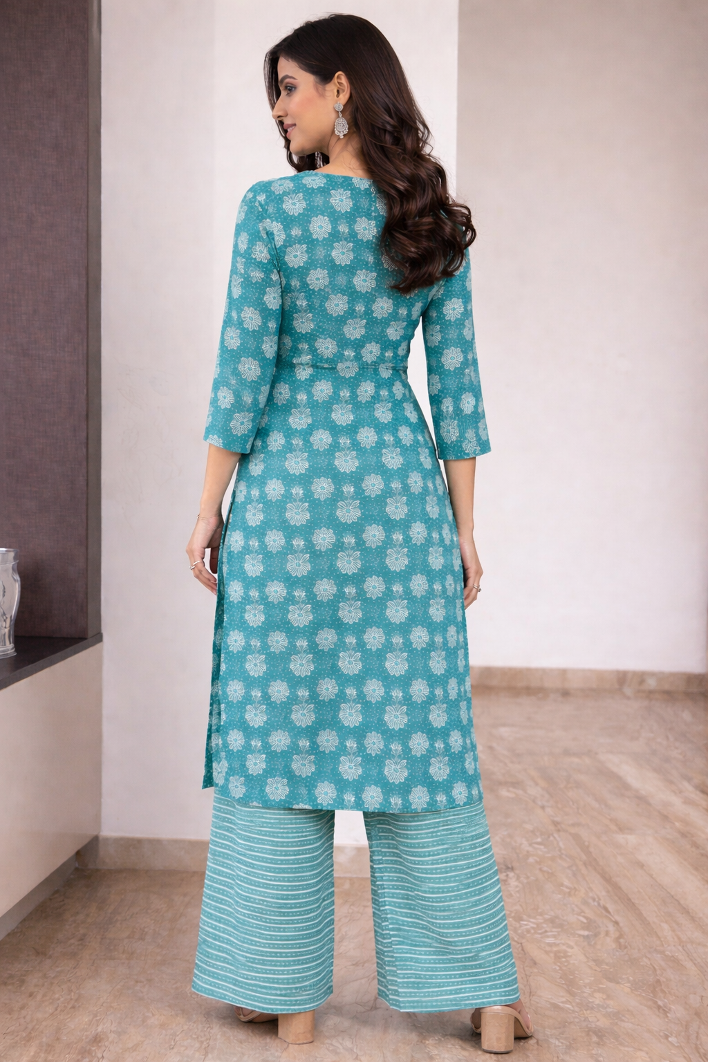 Elegant Kurta Set for Women- Rama Green