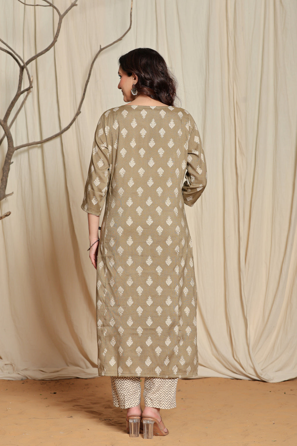 Women's Olive Floral Print Straight Kurta