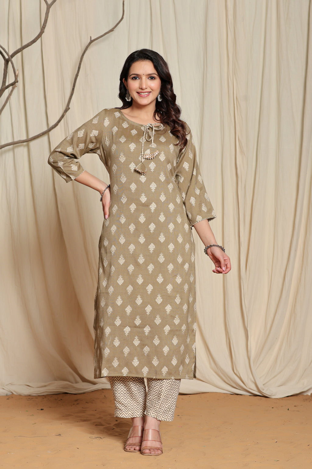 Women's Olive Floral Print Straight Kurta