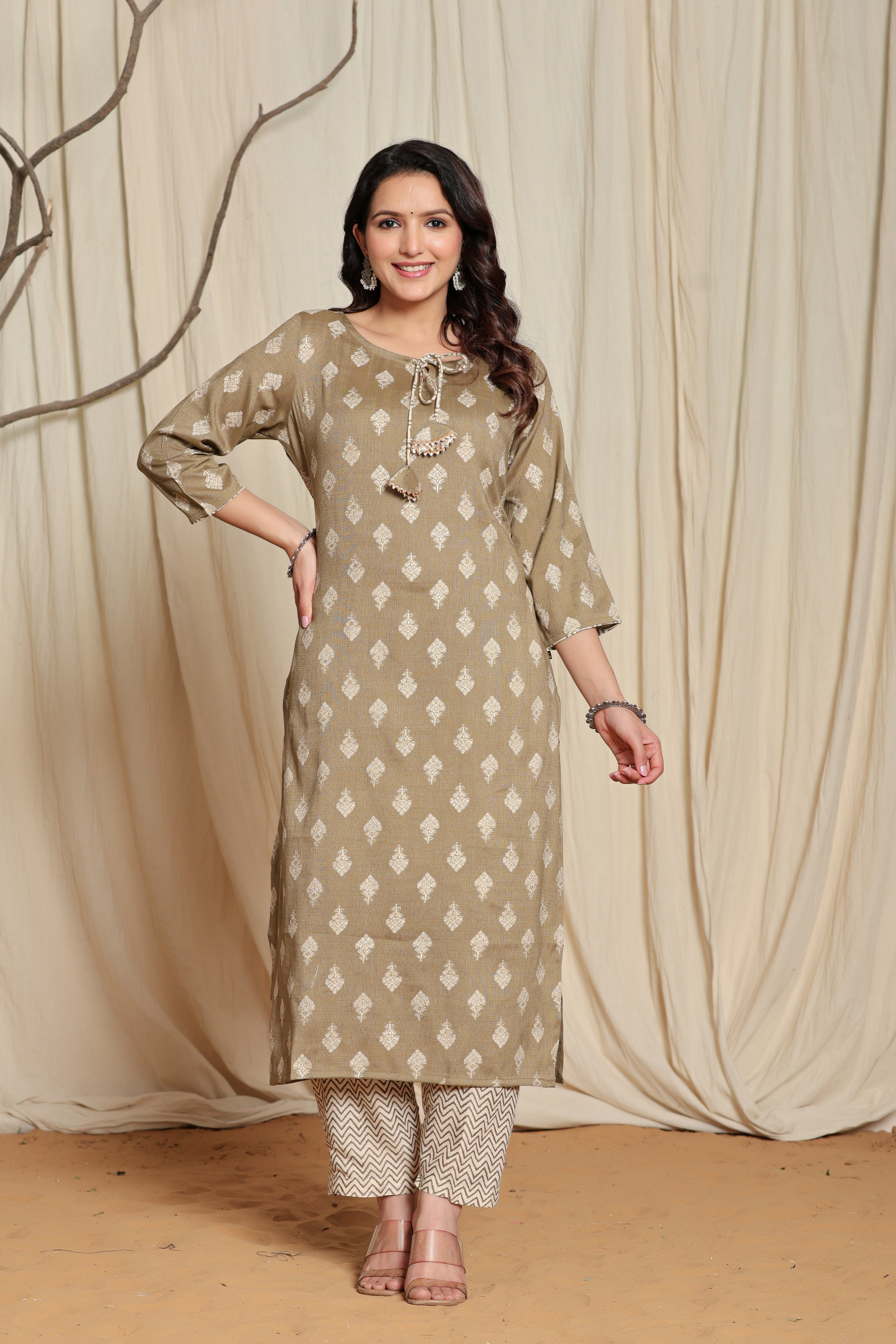 Women's Olive Floral Print Straight Kurta