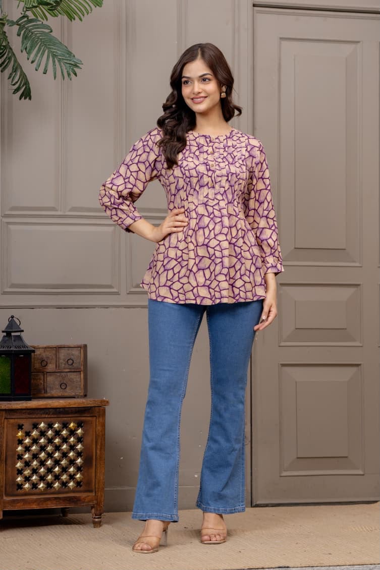 Lavender Abstract Printed Pleated Top | Casual Round Neck 3/4 Sleeve Tunic